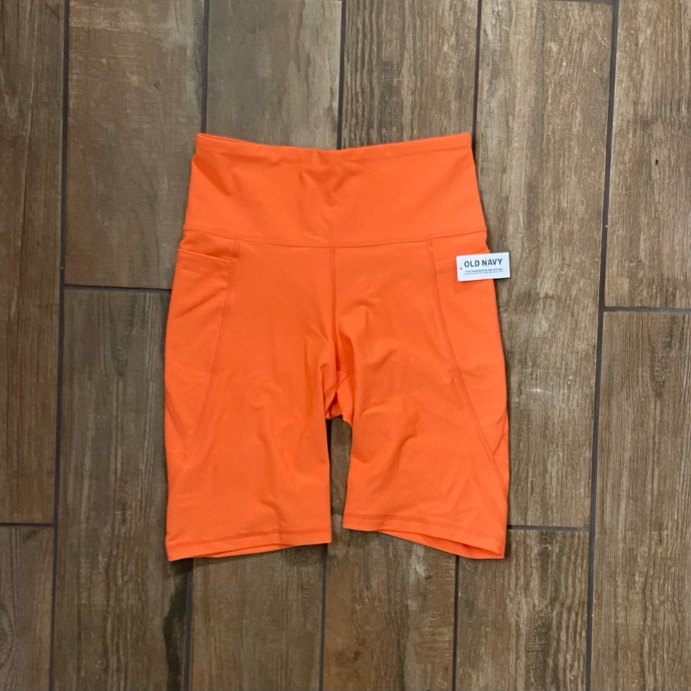 NWT-Old Navy Women’s Bike Shorts